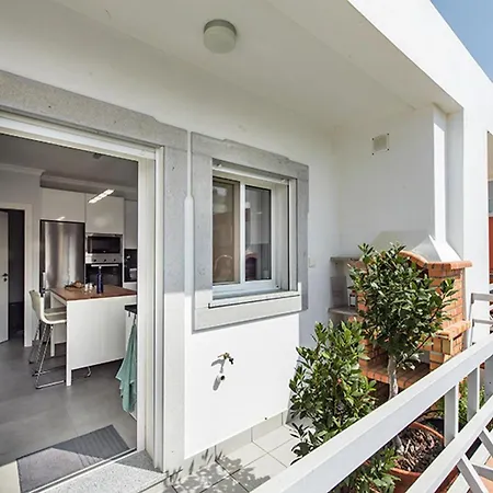 Cosmopolitan Apartment